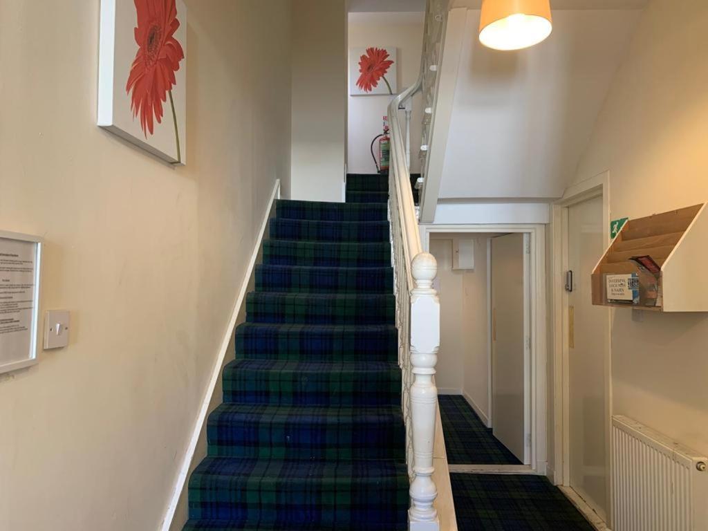 Budget Rooms Inverness Esterno foto