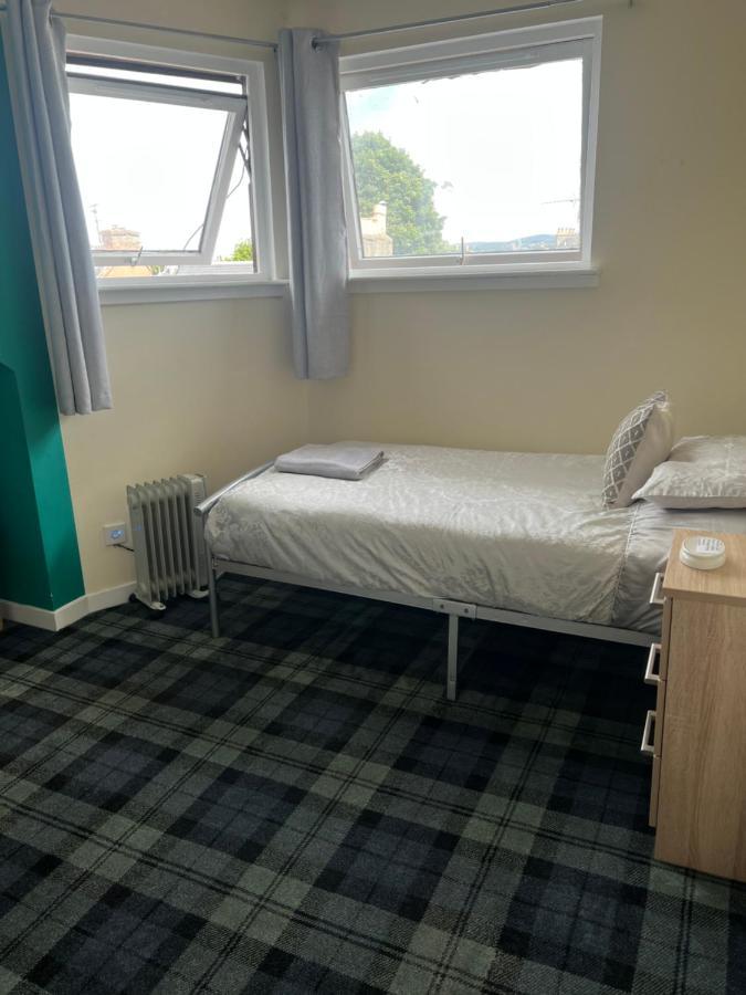 Budget Rooms Inverness Esterno foto